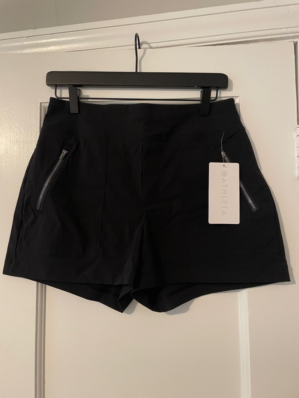Athleta Trekkie North Short in Black